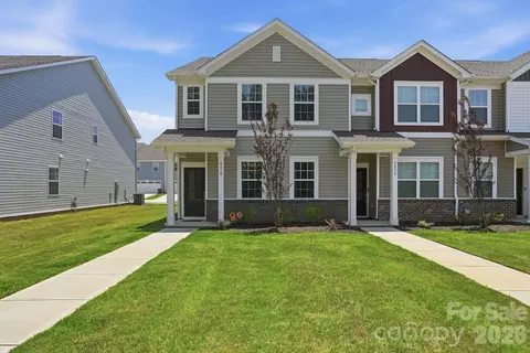 9830 Old Garden Cir, Gastonia, NC 28056