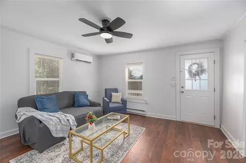 261 Star Ridge Rd, Canton, NC 28716