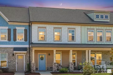 1064 Riverwalk Pkwy, Rock Hill, SC 29730