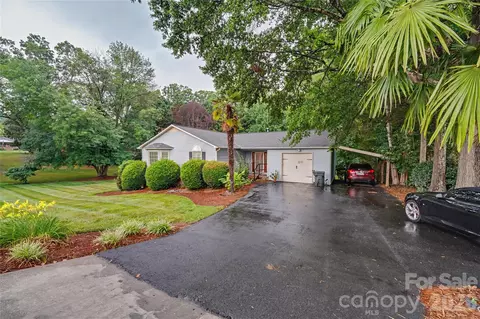 1271 India Hook Rd, Rock Hill, SC 29732