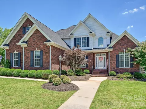 305 Spurs Ct, Rock Hill, SC 29732