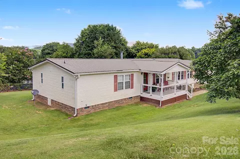 22 Sweet Briar Path Way, Hendersonville, NC 28792