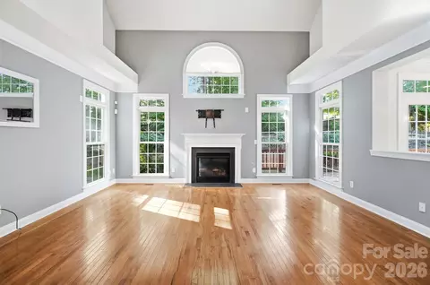 9915 Nicole Ln, Charlotte, NC 28269