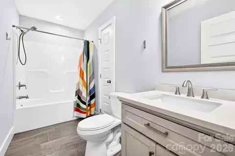 Bath - 2546 Old Clyde Rd, Clyde, NC 28721 photo 3 of 3