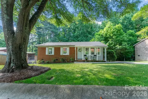 106 Valley Rd, York, SC 29745