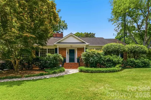 3900 Riverbend Rd, Charlotte, NC 28210