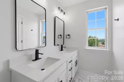 Bath - 7593 Bluff Point Ln, Denver, NC 28037 photo 1 of 2