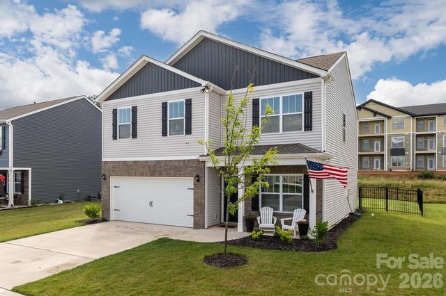 162 Wheatfield Rd, Fletcher, NC 28732