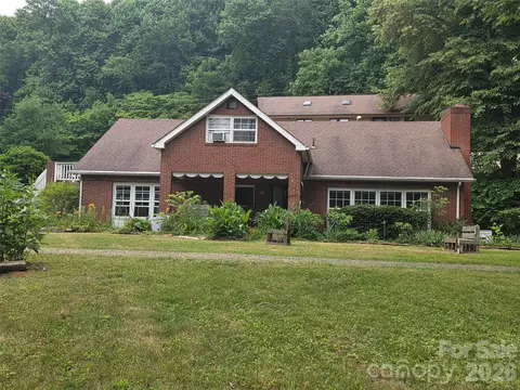 78 S Brooks Cove 1 Rd #1, Candler, NC 28715