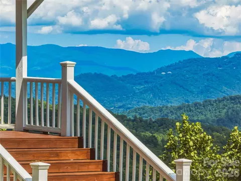 1856 Lickskillet Rd, Burnsville, NC 28714