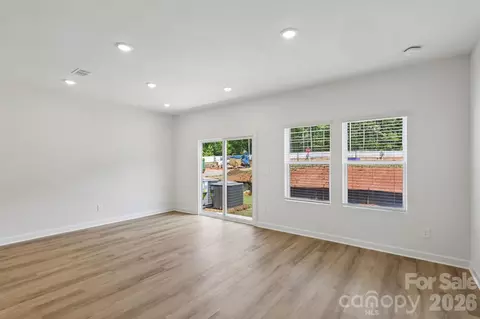 Living - 1135 Rosetta Dr, Salisbury, NC 28144 photo 2 of 3