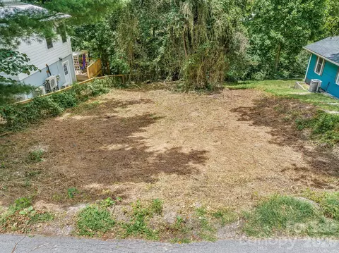 99999 Deaver 4 St #4, Asheville, NC 28804