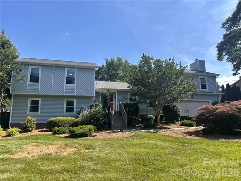 1641 Brook Dr, Fort Mill, SC 29708