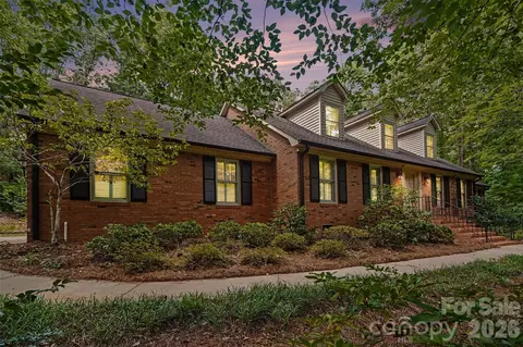 215 Chedworth Ct, Concord, NC 28025