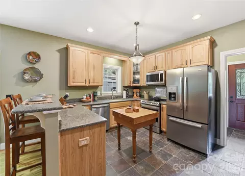229 Rippling Brook Rd, Sylva, NC 28779 photo 6