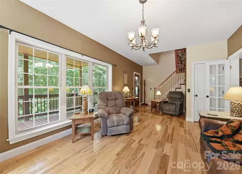 229 Rippling Brook Rd, Sylva, NC 28779 photo 3