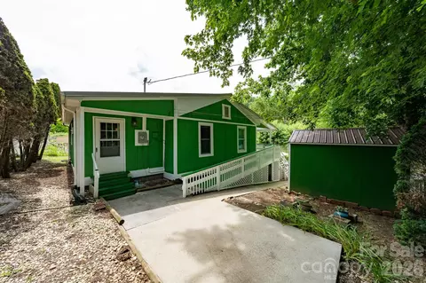 Exterior - 389 Rollins Rd, Marshall, NC 28753 photo 12 of 14