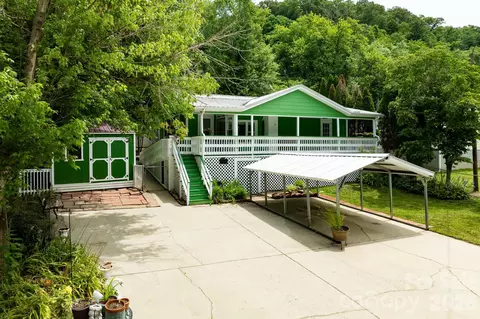 Exterior - 389 Rollins Rd, Marshall, NC 28753 photo 5 of 14