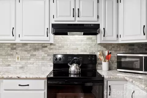 Kitchen - 209 Mint Way, Flat Rock, NC 28731 photo 3 of 3