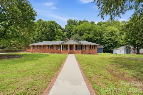 185 Hillcrest Se Ave SE, Concord, NC 28025