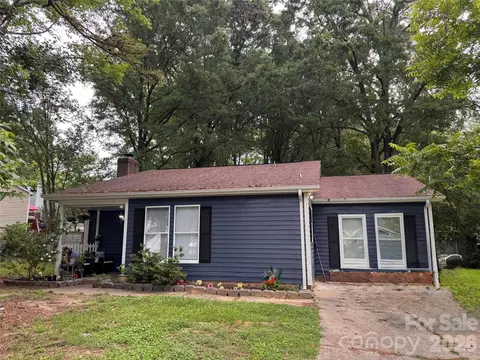 4509 Gaynelle Dr, Charlotte, NC 28215