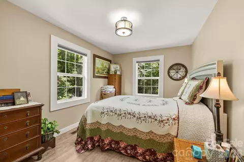 Bedroom - 54 Thad Johnson Rd, Saluda, NC 28773 photo 1 of 3