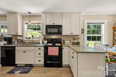 Kitchen - 54 Thad Johnson Rd, Saluda, NC 28773 photo 1 of 4