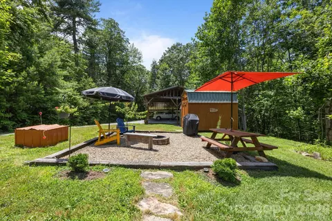Exterior - 54 Thad Johnson Rd, Saluda, NC 28773 photo 9 of 14