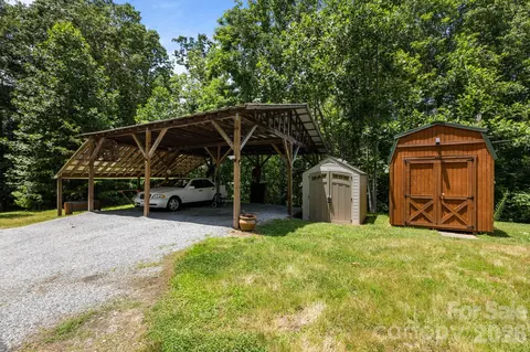 Exterior - 54 Thad Johnson Rd, Saluda, NC 28773 photo 13 of 14