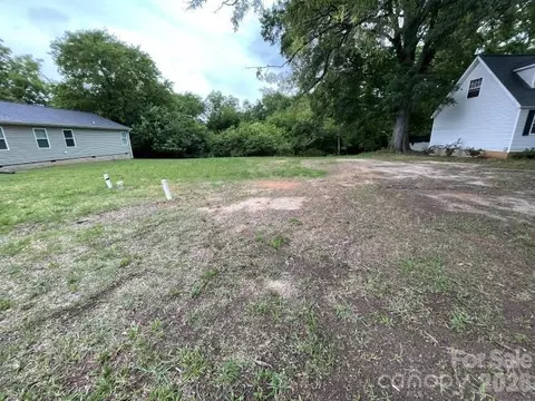 19633 S Ferry St, Cornelius, NC 28031 photo 4