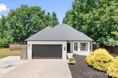 12601 Mayes Rd, Huntersville, NC 28078