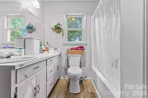 Bath - 3304 Griffith Rd, Monroe, NC 28112 photo 1 of 4