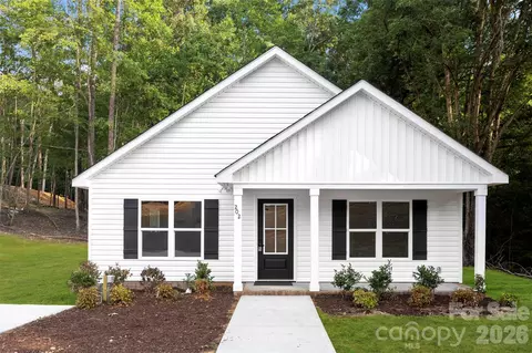 202 Knollwood Cir, Albemarle, NC 28001