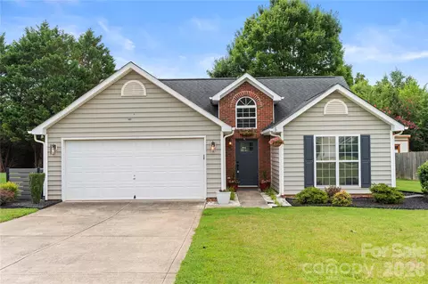 12716 Cumberland Crest Dr, Huntersville, NC 28078
