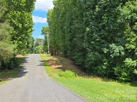 0 Fourth 287 Ave #287, Badin Lake, NC 28127