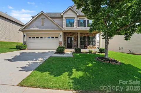 155 Saye Pl, Mooresville, NC 28115