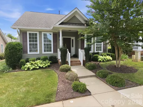 18210 Ebenezer Dr, Cornelius, NC 28031