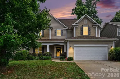 10202 Falling Leaf Nw Dr NW, Concord, NC 28027