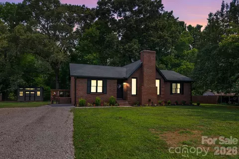 2406 Bearskin Ln, Monroe, NC 28110