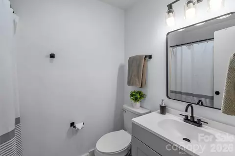 Bath - 2406 Bearskin Ln, Monroe, NC 28110 photo 1 of 2