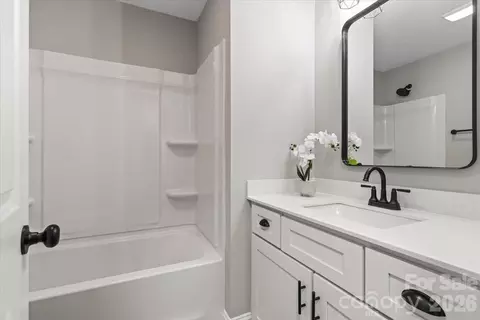 Bath - 116 Newell Ave, Kannapolis, NC 28081 photo 2 of 2