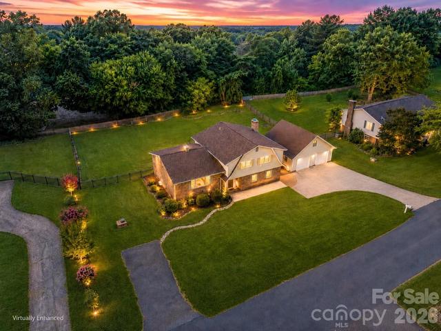 3252 Hollyhill Cir, Valdese, NC 28690