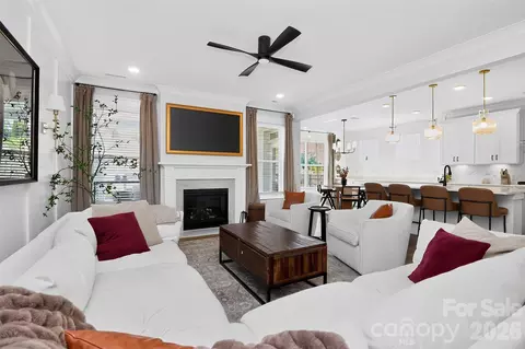 17222 Monocacy Blvd, Huntersville, NC 28078