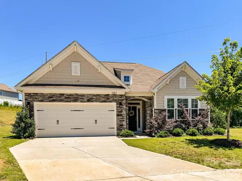 161 Cotton Field Dr, Statesville, NC 28677