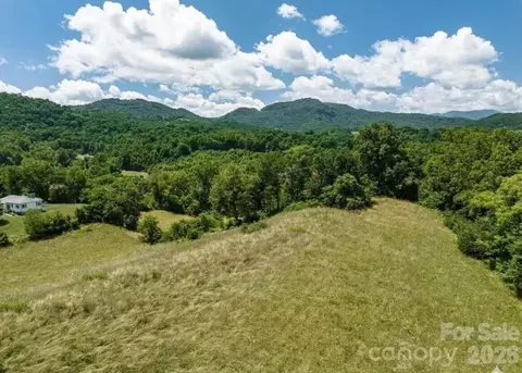 37 Amber Ln, Clyde, NC 28721 photo 9