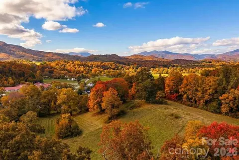 37 Amber Ln, Clyde, NC 28721 photo 7