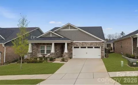 12629 Twilight Dr, Charlotte, NC 28227