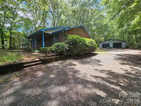 11488 Beagle St, Midland, NC 28107