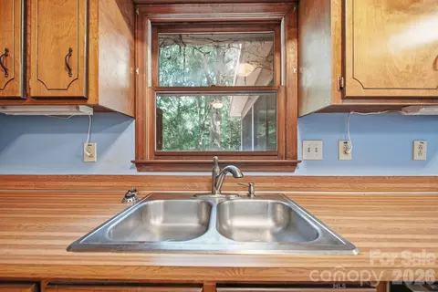 Kitchen - 11488 Beagle St, Midland, NC 28107 photo 2 of 3