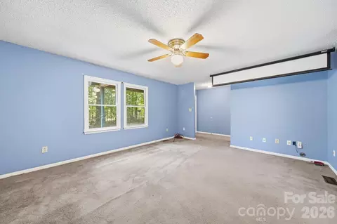 Living - 11488 Beagle St, Midland, NC 28107 photo 2 of 5